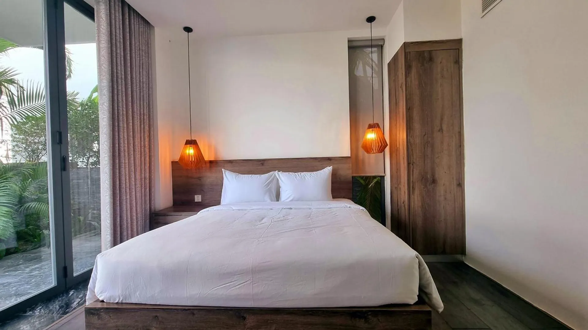Ocean View Luxury Retreat - Private Villa By Nest Group Nha Trang
