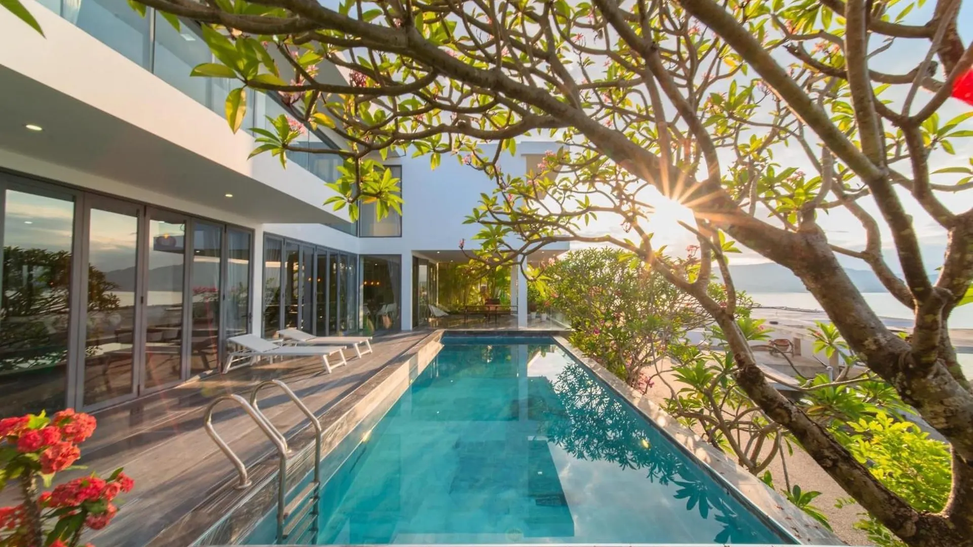 Ocean View Luxury Retreat - Private Villa By Nest Group Nha Trang 0*,